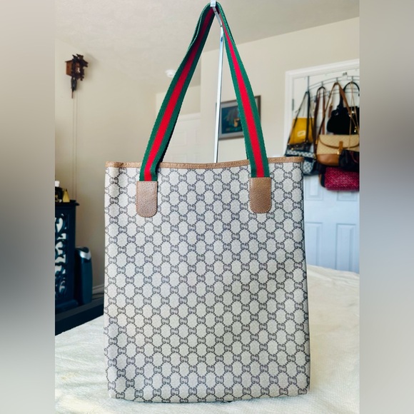 Gucci Plus PVC leather Tote Bag with attached Key Chain Wallet - Picture 3 of 16